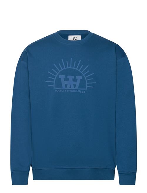 Se Double A by Wood Wood Noel Resort Sweatshirt Gots Double A By Wood Wood Blue ved Booztlet