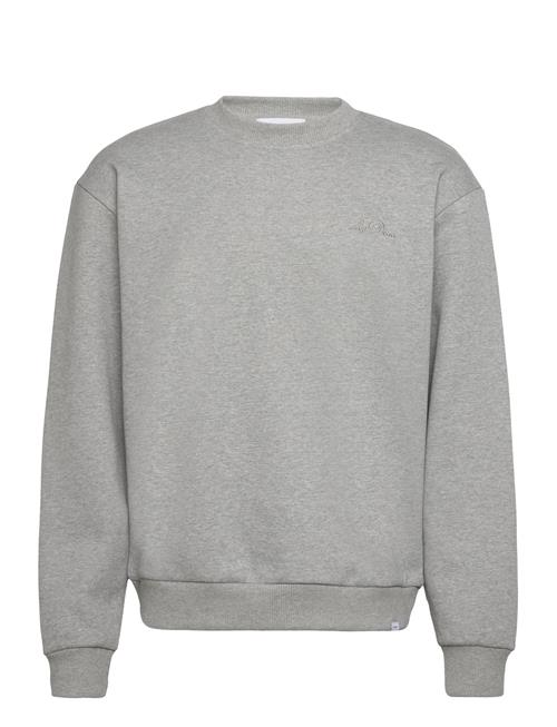 Se Les Deux Crew Sweatshirt Les Deux Grey ved Booztlet