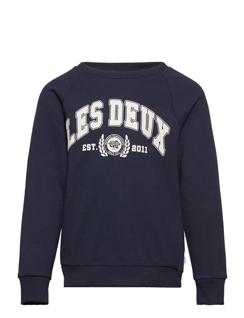 Se Les Deux University Sweatshirt Kids Les Deux Navy ved Booztlet