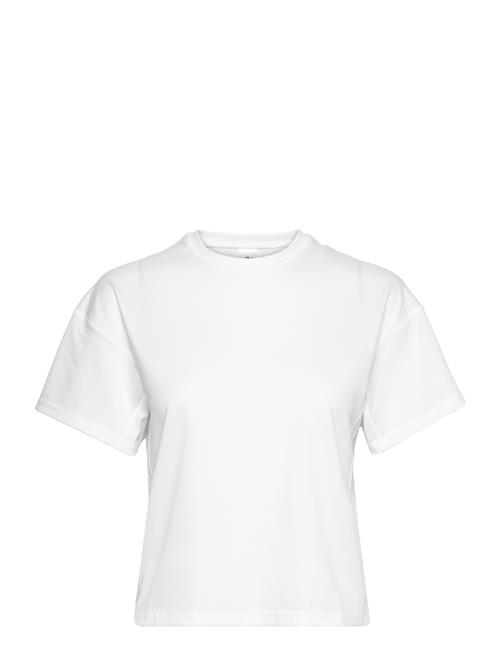 Se Johaug Shape Tee Johaug White ved Booztlet