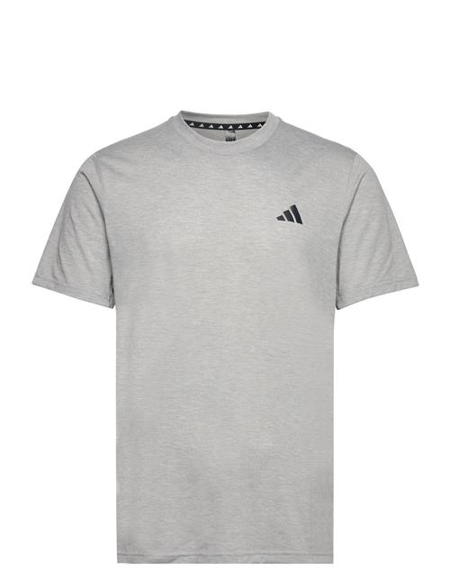 Se adidas Performance Tr-Es Comf Tee Adidas Performance Grey ved Booztlet