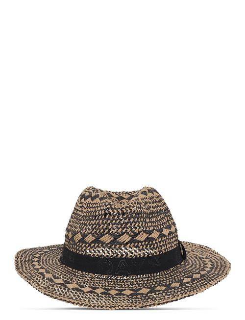 Se DAY ET Day Detailing Straw Hat DAY ET Black ved Booztlet