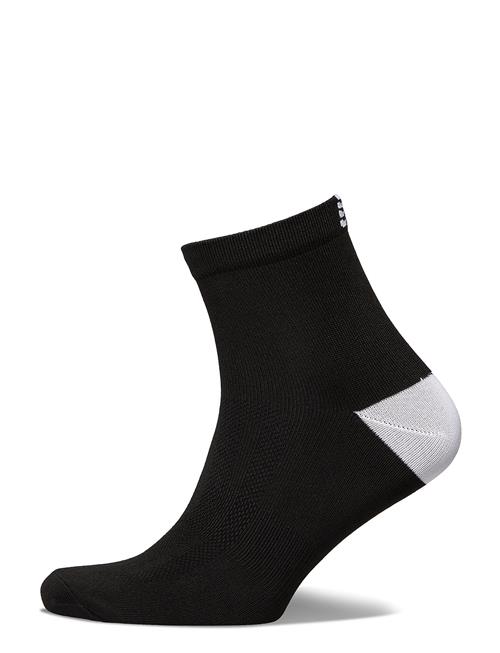 Se Newline Core Sock Newline Black ved Booztlet