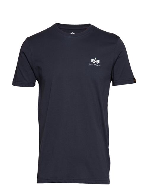 Se Alpha Industries Basic T Small Logo Alpha Industries Navy ved Booztlet