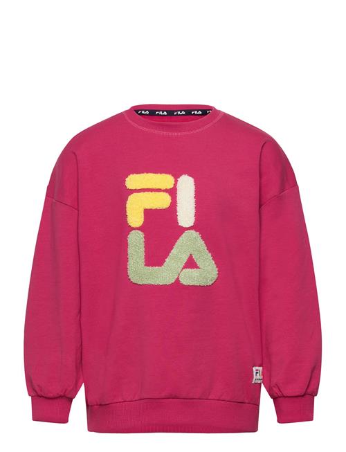 Se FILA Timmendorf Over D Crew Neck FILA Pink ved Booztlet