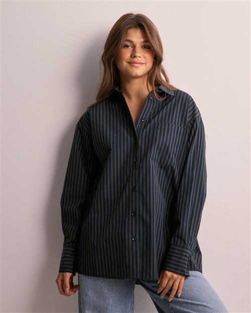 Se Only - Ternet/Stribet - Onlpena Ls Detail Shirt Wvn ved Nelly