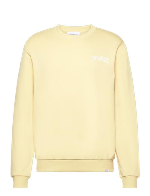 Se Les Deux Blake Sweatshirt Les Deux Yellow ved Booztlet