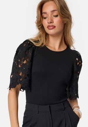 Se BUBBLEROOM Contrast Lace Sleeve Top Black XL ved Bubbleroom