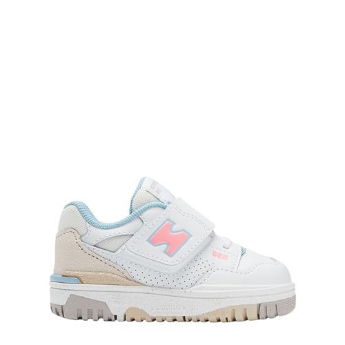 Se New Balance 550 Baby Sneakere Hvide | Hvid | 21 EU ved Babyshop