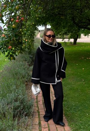 Josefin Lavold X Bubbleroom Josefin Scarf Coat Black M