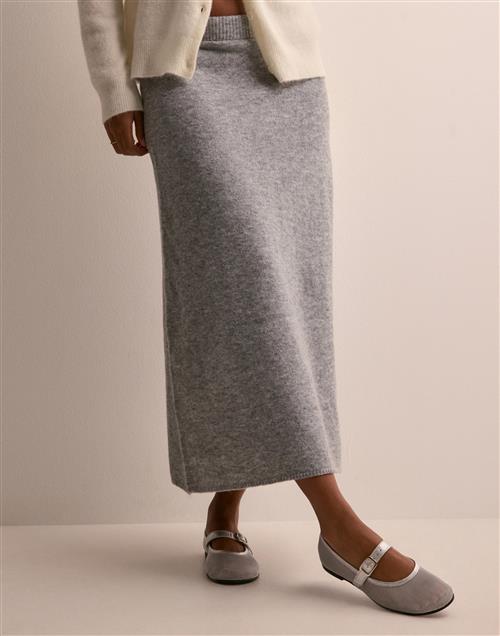 Pieces - Grå - Pcnanu Hw Long Knit Skirt Bc