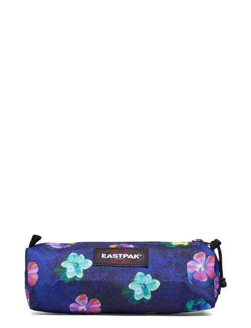 Se Eastpak Benchmark Single Eastpak Patterned ved Booztlet