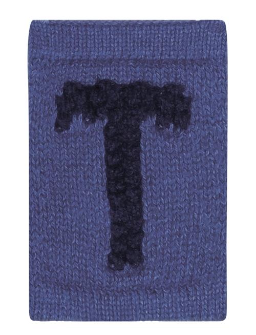 Se Smallstuff Knitted Letter T, Blue Smallstuff Blue ved Booztlet