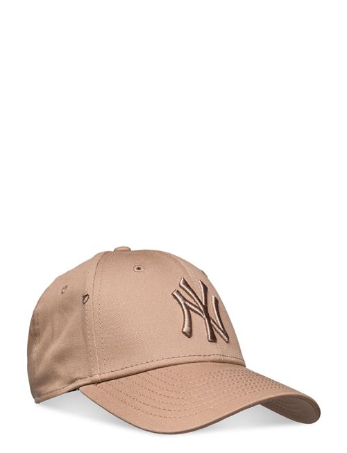 New Era Nos Wmns Lge Ess 9Forty Neyya New Era Beige