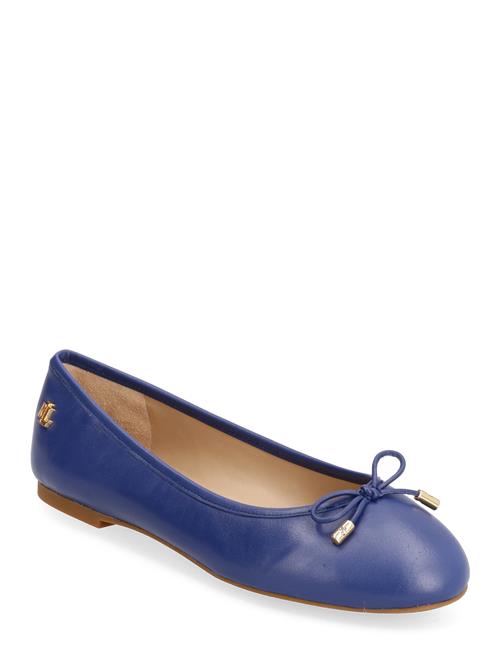 Se Lauren Ralph Lauren Jayna Nappa Leather Flat Lauren Ralph Lauren Blue ved Booztlet