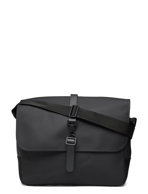 Se Rains Messenger Bag W3 Rains Black ved Booztlet