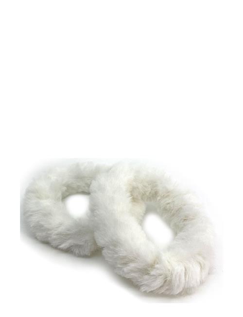 Furry Scrunchie 2 Pcs Pipol's Bazaar White