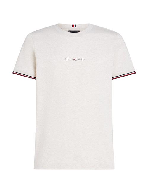 Se Tommy Hilfiger Tommy Logo Tipped Tee Tommy Hilfiger White ved Booztlet