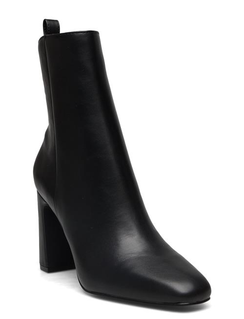 Se Steve Madden Adelisa Bootie Steve Madden Black ved Booztlet