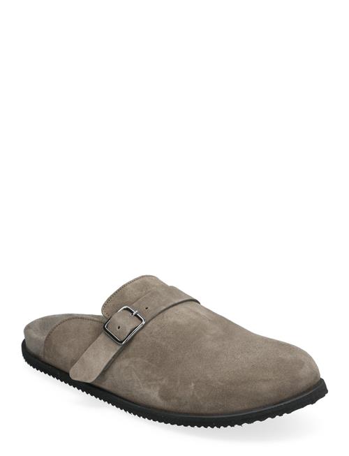 Garment Project Blake Clog - Earth Suede Garment Project Beige