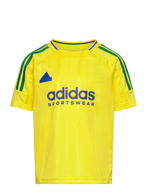 Se adidas Sportswear J Np Tee Adidas Sportswear Yellow ved Booztlet