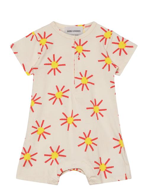 Se Bobo Choses Baby Sun All Over Playsuit Bobo Choses Beige ved Booztlet