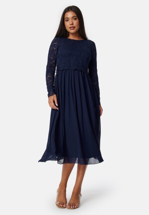 Se Bubbleroom Occasion Lace Long Sleeve Midi Dress Dark blue 46 ved Bubbleroom