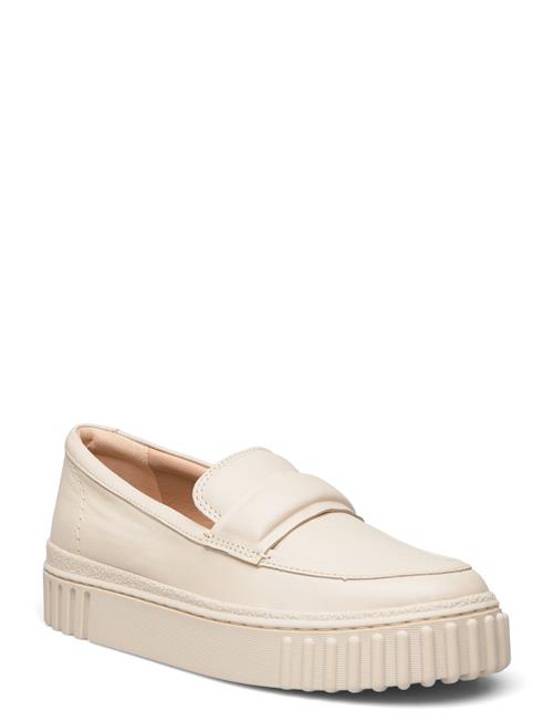 Se Clarks Mayhill Cove D Clarks Cream ved Booztlet