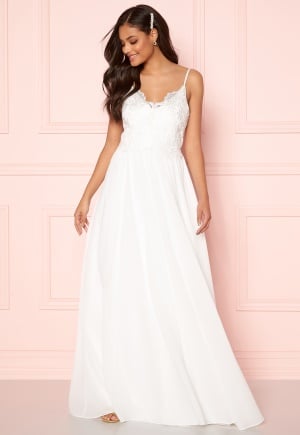 Se Moments New York Vanessa Wedding Gown White 36 ved Bubbleroom