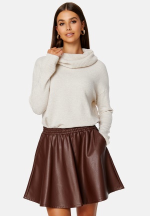 Se VERO MODA Doffy Cowlneck Knit Birch Detail:MELANGE XL ved Bubbleroom