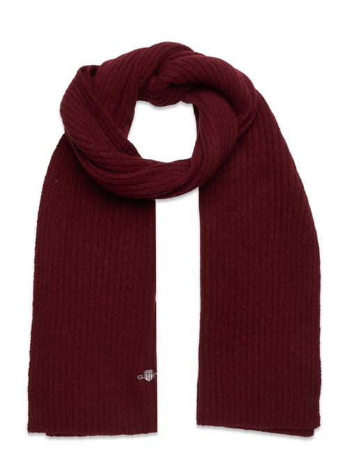 Se GANT Unisex. Shield Wool Knit Scarf GANT Red ved Booztlet