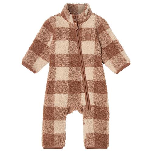 Se Kuling Austin Pile Ternet Fleece Overtræk Almond | Brun | 74 cm ved Babyshop