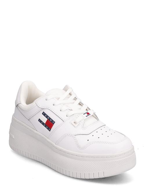 Se Tommy Hilfiger New Tjw Retro Basket Sneaker Fl Tommy Hilfiger White ved Booztlet