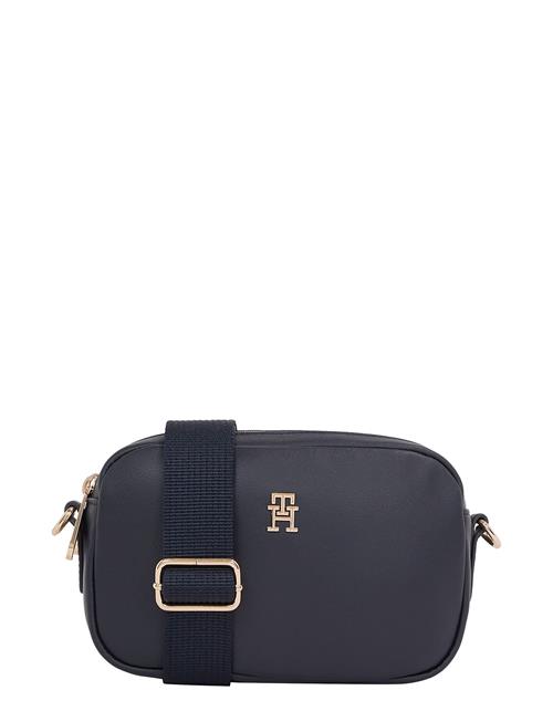 Se Tommy Hilfiger Poppy Reform Camera Bag Tommy Hilfiger Navy ved Booztlet