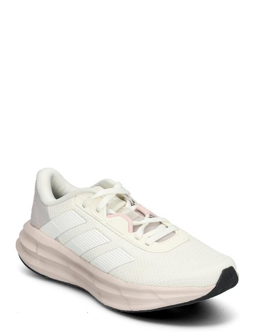 Se adidas Performance Galaxy 7 W Adidas Performance White ved Booztlet