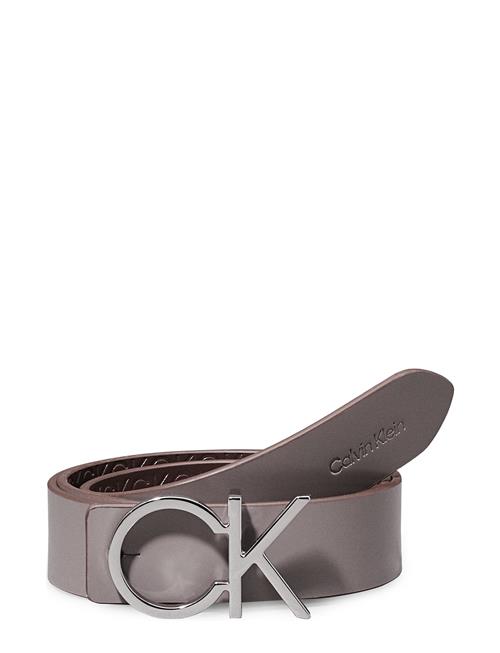 Se Calvin Klein Ck Reversible Belt 3.0_Mono Calvin Klein Grey ved Booztlet