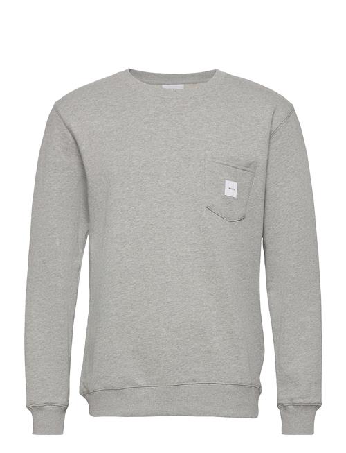 Se Makia Square Pocket Sweatshirt Makia Grey ved Booztlet