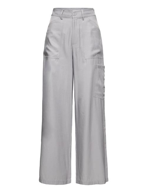 Se A-View Leona Pants A-View Grey ved Booztlet