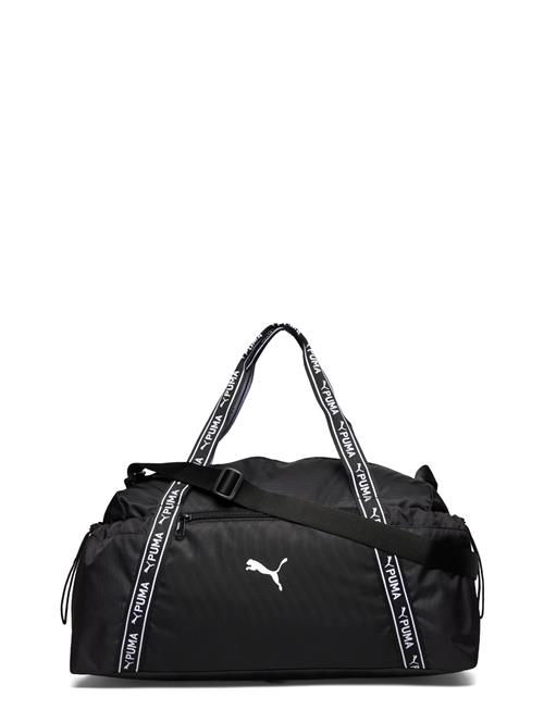 Se PUMA At Ess Sport Bag PUMA Black ved Booztlet