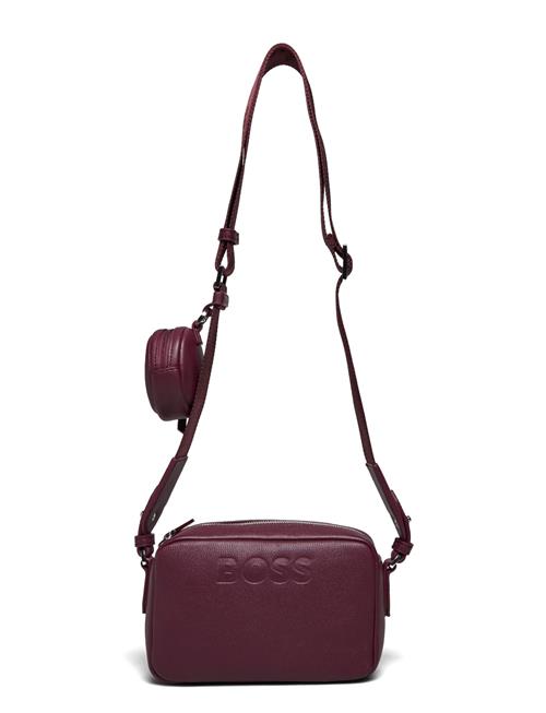 Se BOSS Addison Crossbody BOSS Burgundy ved Booztlet