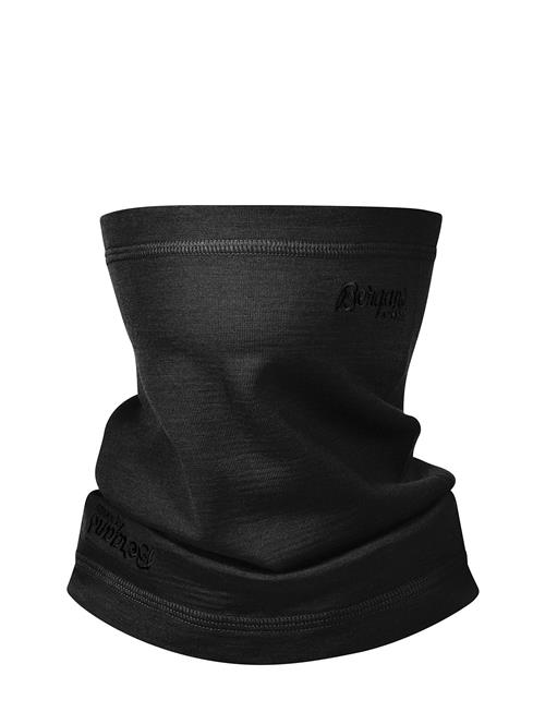 Se Bergans Bergans Wool Neck Warmer Bergans Black ved Booztlet