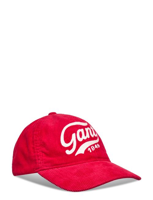 Se GANT Logo Washed Cord Cap GANT Red ved Booztlet