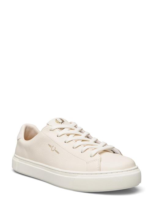 Se Fred Perry B71 Textured Lthr/Nubuck Fred Perry Cream ved Booztlet