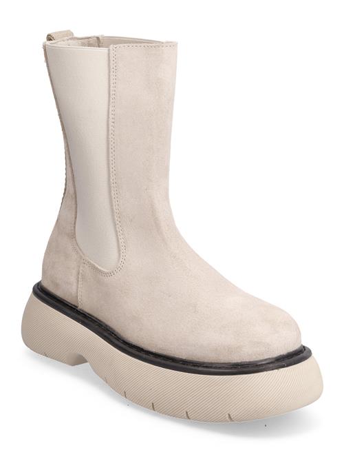 Se Steve Madden Warrior Bootie Steve Madden Beige ved Booztlet