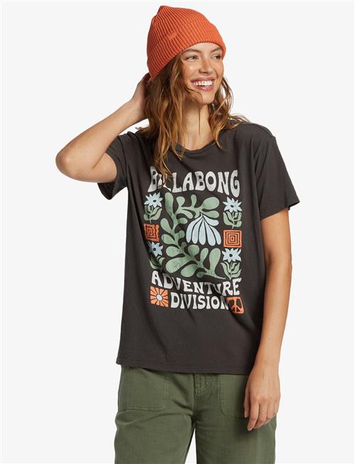 Se Billabong Ss A/Div Tee Billabong Black ved Booztlet