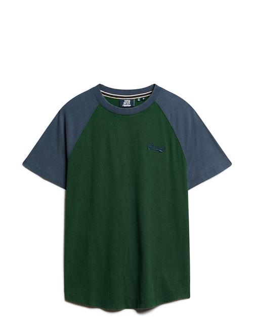 Se Superdry Essential Logo Baseball Tshirt Superdry Green ved Booztlet