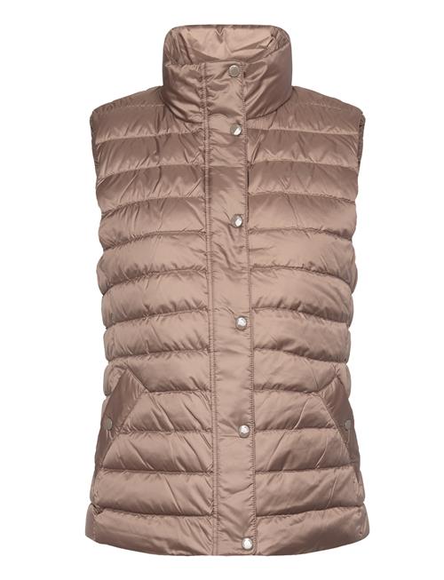 Se GANT Light Down Vest GANT Brown ved Booztlet