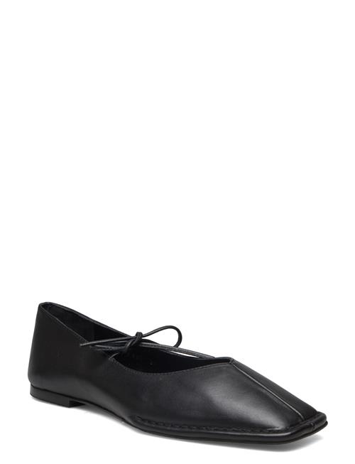 Se ALOHAS Sway Black Leather Ballet Flats ALOHAS Black ved Booztlet