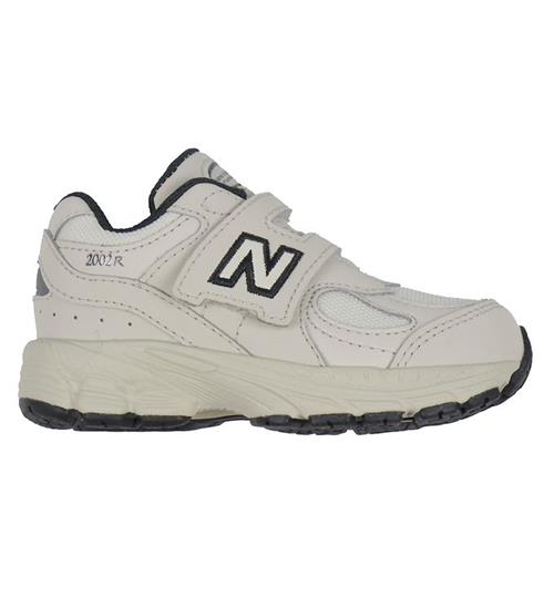 Se New Balance Sko - 2002 - Timberwolf/Sort ved KidsWorld