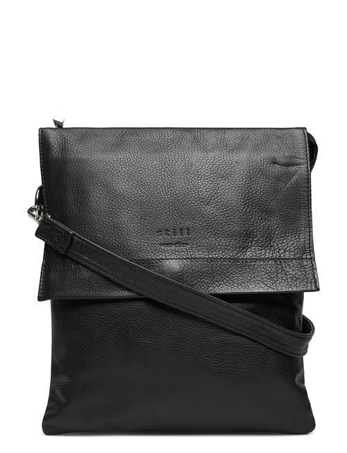 Se Still Nordic Anouk Small Messenger Still Nordic Black ved Booztlet